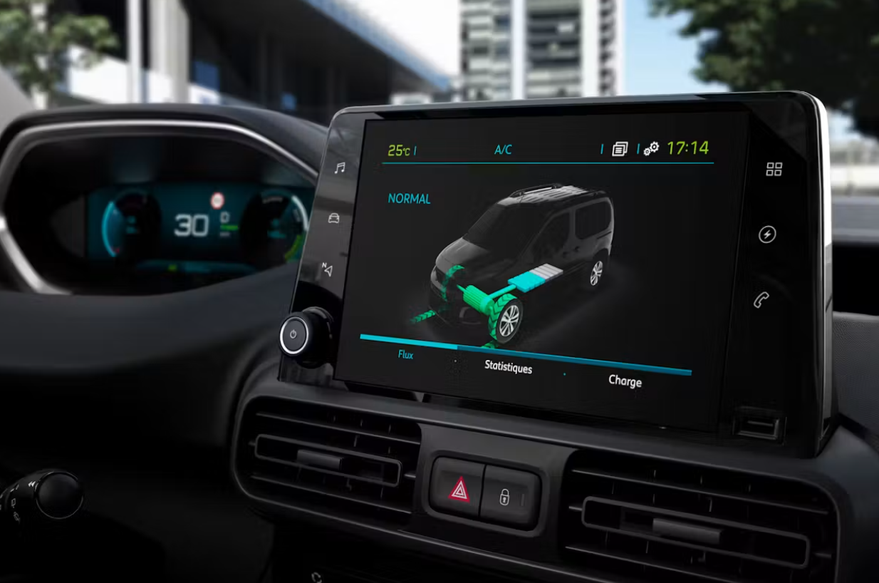 Peugeot e-partner electric van dashboard